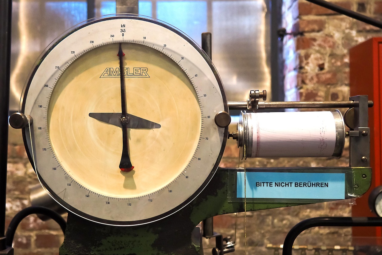 hydraulic material testing machines, measuring device, metal, measure up, old, historical, pressure indicator, amper meter, advertisement, pressure gauge, pressure, vintage, machine, record