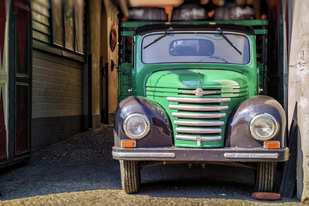 car, supplier, row, auto, shipment, old, oldsmobile, drink, warehouse, malt, car wallpapers, beer
