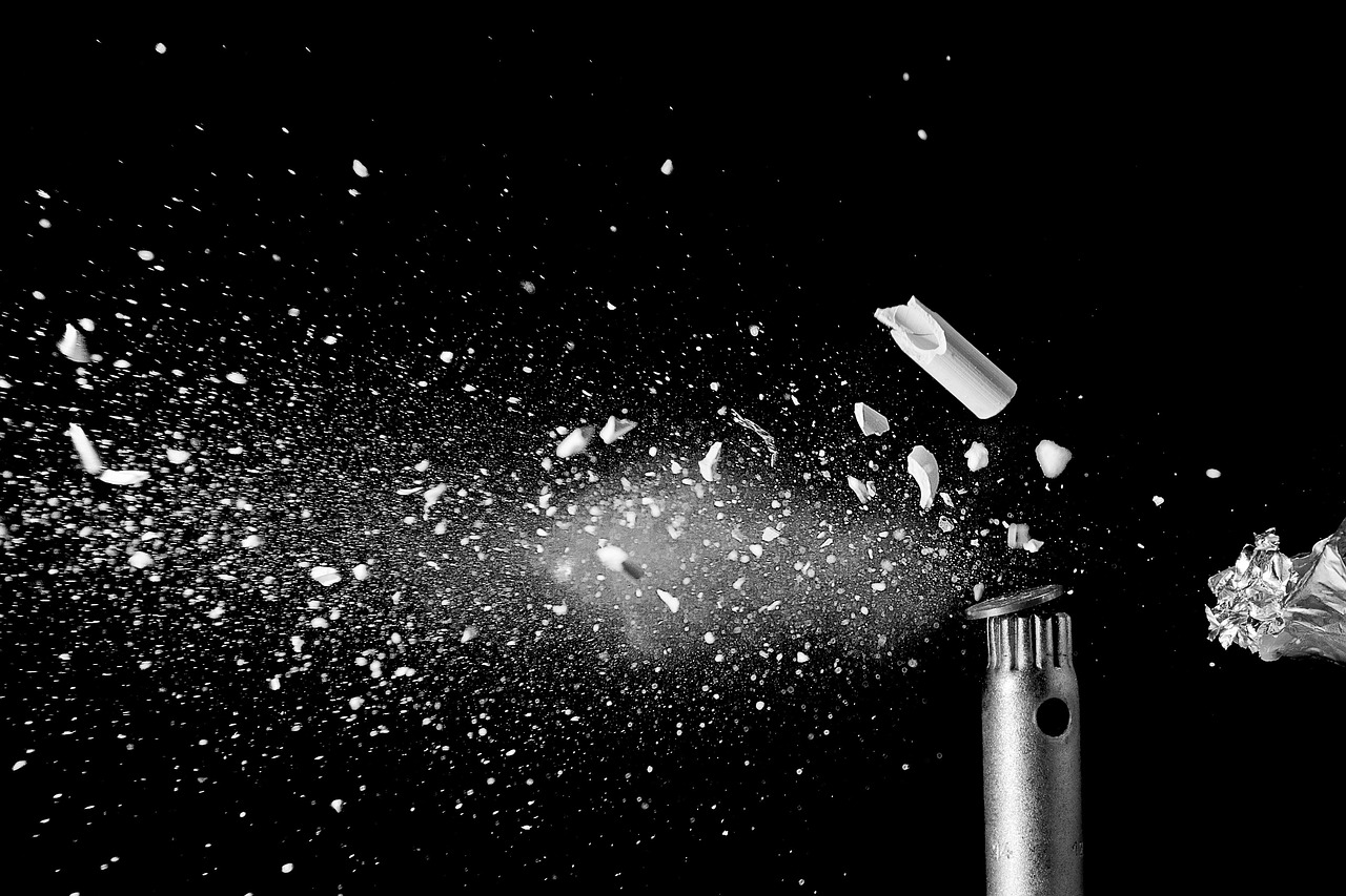 shot, explosion, broken, bullet, splinter, splintered, bullet hole, ceramic, high speed, speed, dynamics, explosion, explosion, explosion, explosion, explosion, broken, bullet, bullet, bullet hole