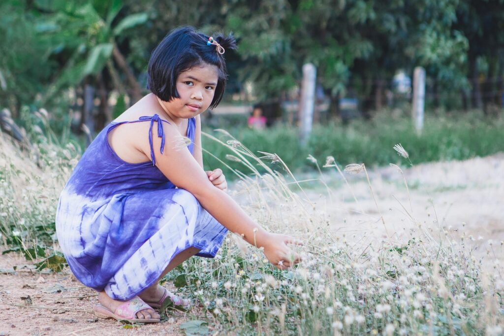 girl, young, short hair, get dressed, kg