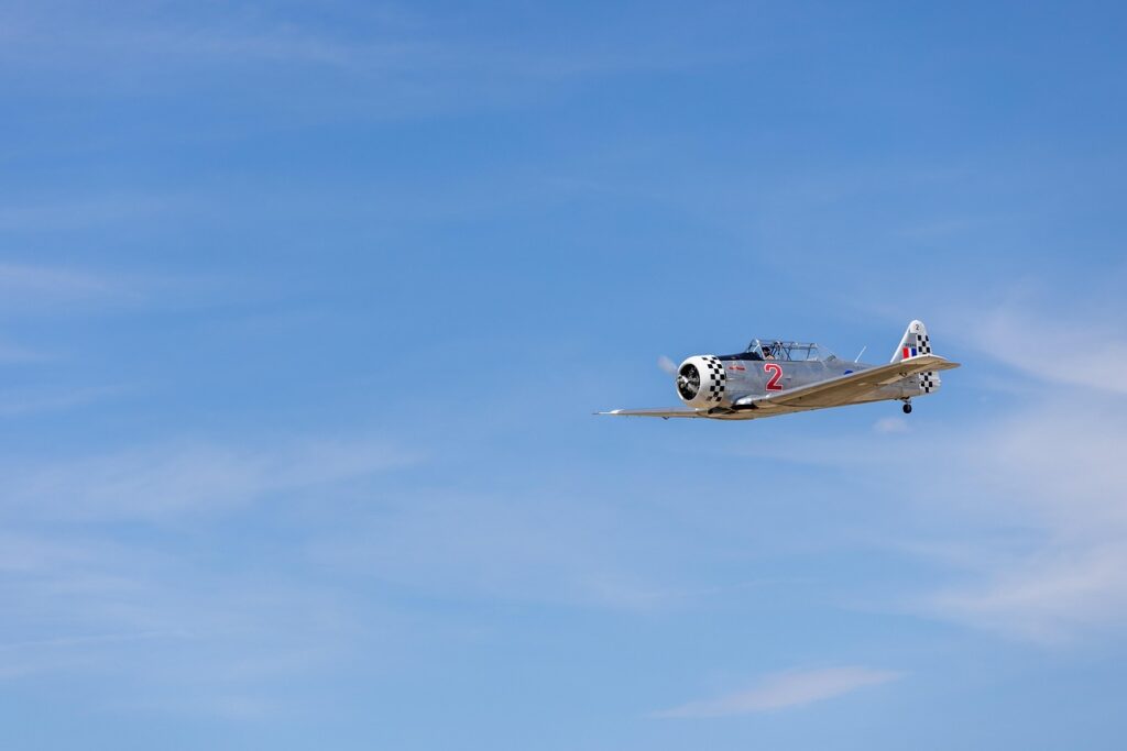 plane, airplane, world war ii, fighter, t-6, nature, sky, blue, flying, propeller, silver, race, blue sky, air